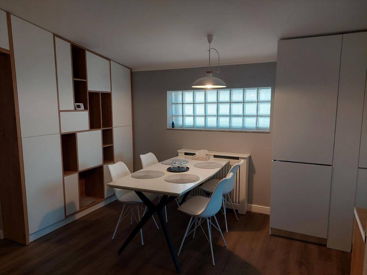 Lovely Apartment Ioana Търгу Нямц Екстериор снимка