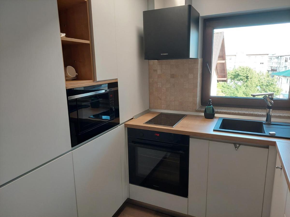 Lovely Apartment Ioana Търгу Нямц Екстериор снимка